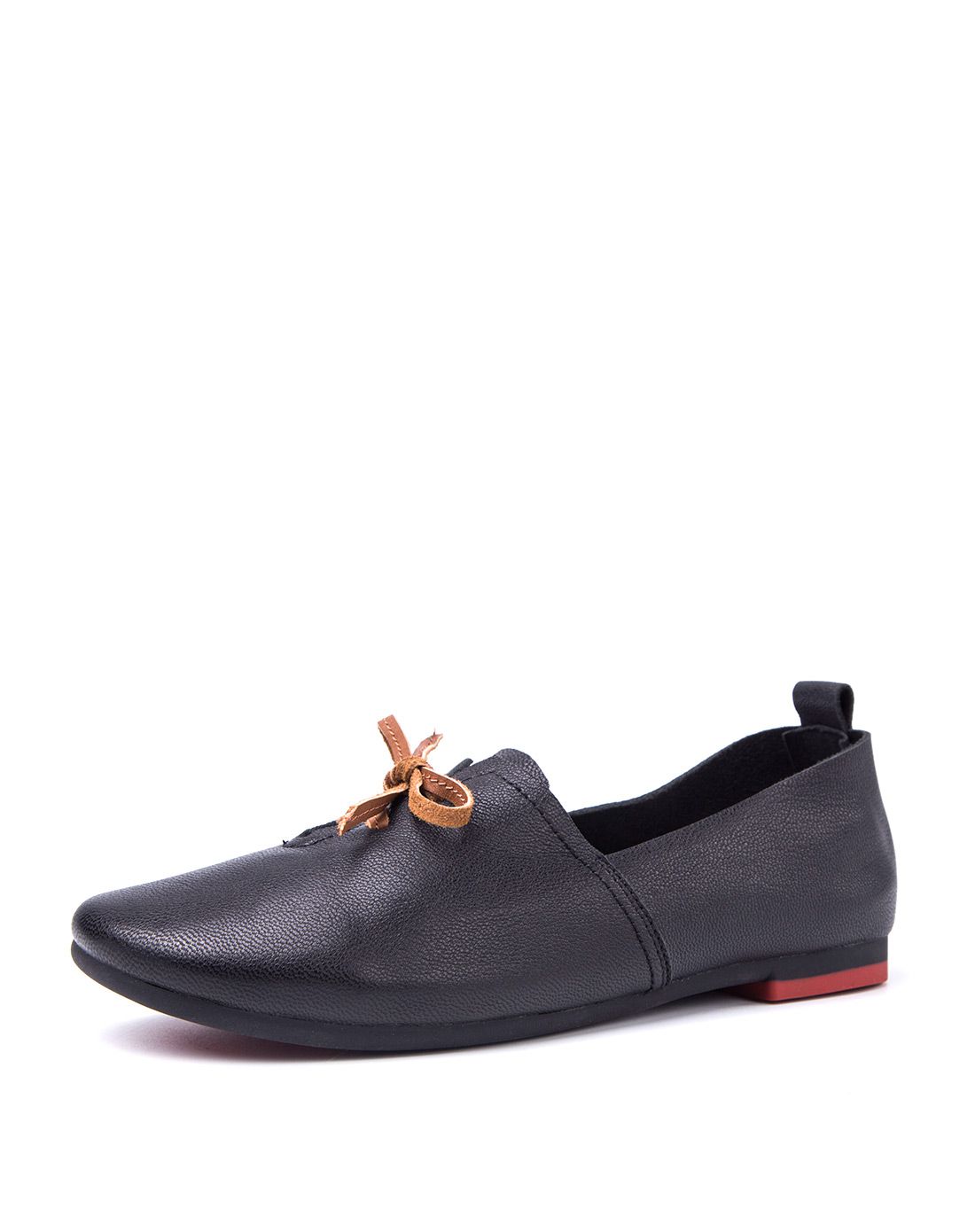 2016年新款黑色羊皮平底单鞋