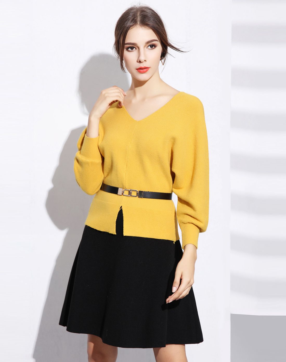 v领个性毛衣拼半身裙套装咖啡色 运费 (订单满288免运费) 颜色 售完