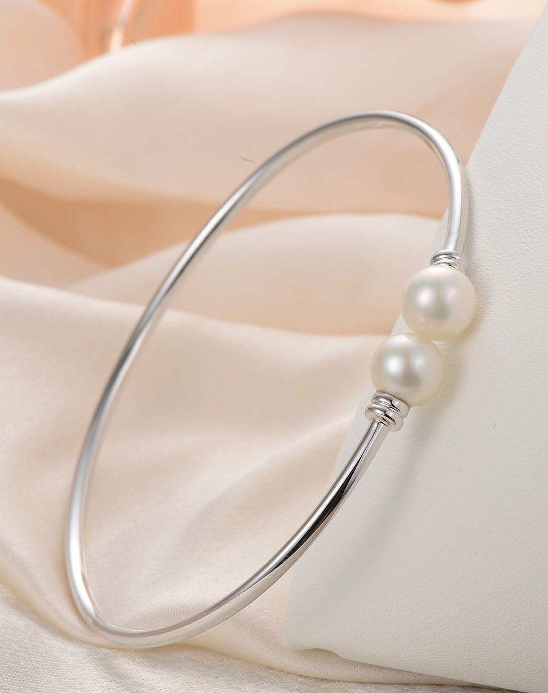 京润珍珠 相遇 s925银镶淡水珍珠手镯