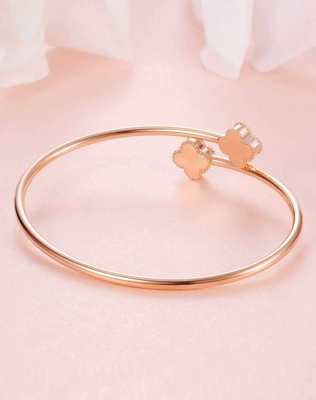 喜钻 新品18k金玛瑙手镯