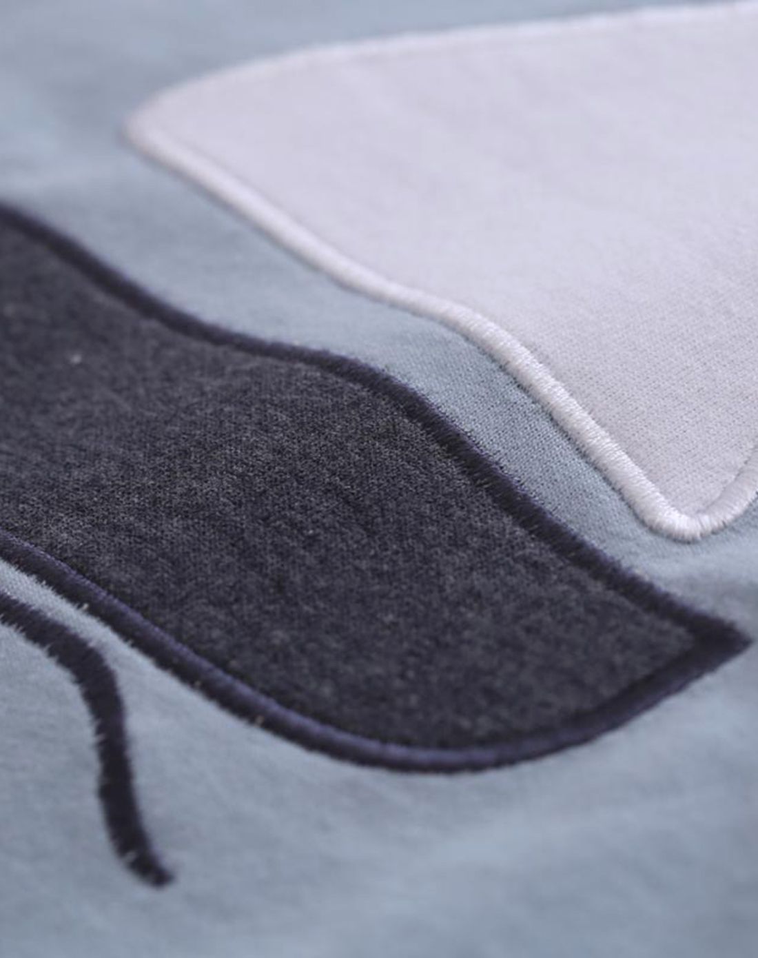 男童浅紫蓝秋款撞色贴布绣t恤