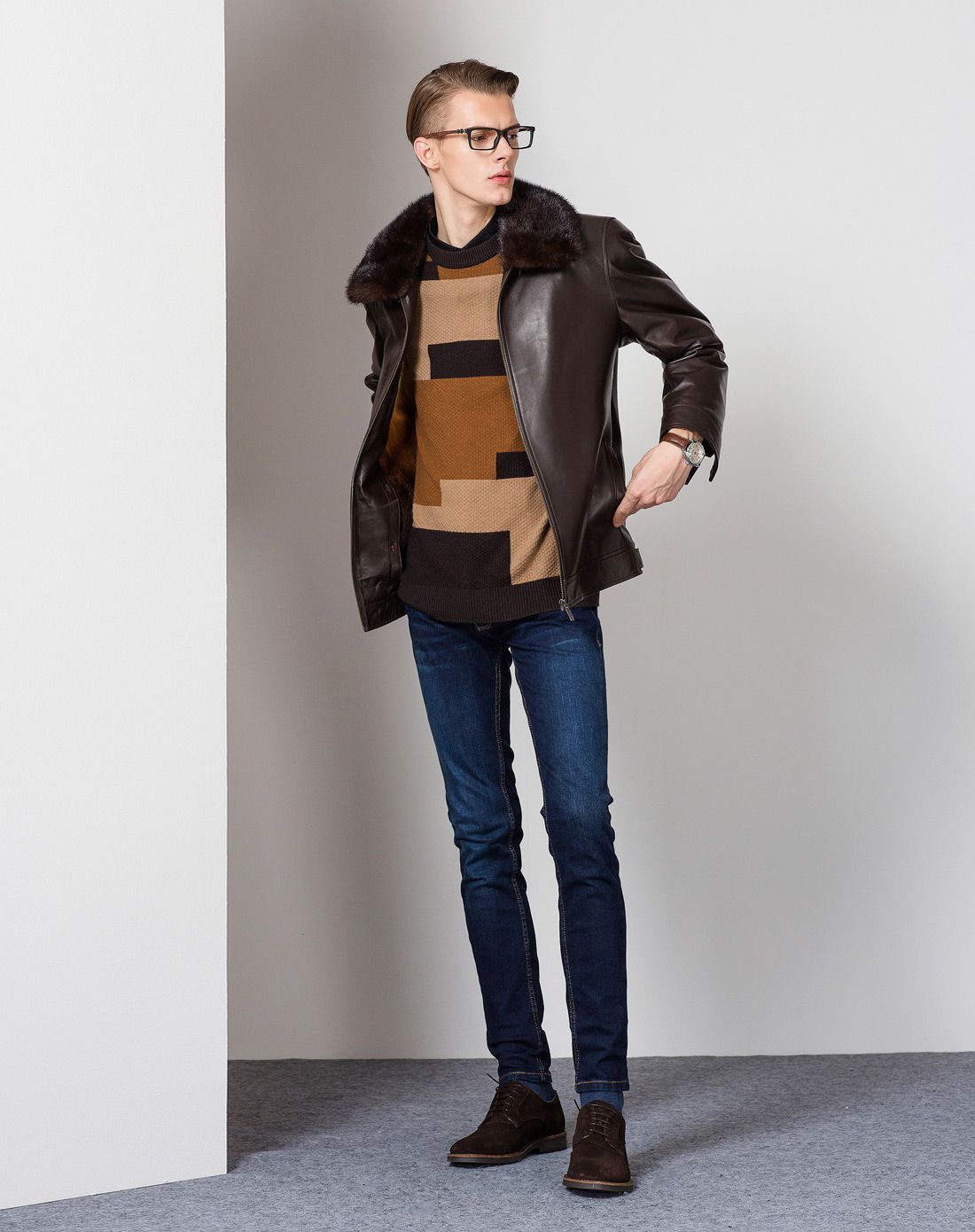 男士深棕轻奢黄金貂内胆皮尼克服