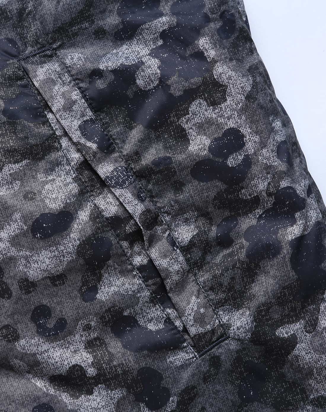 两面穿 男款黑色/深灰迷彩羽绒服