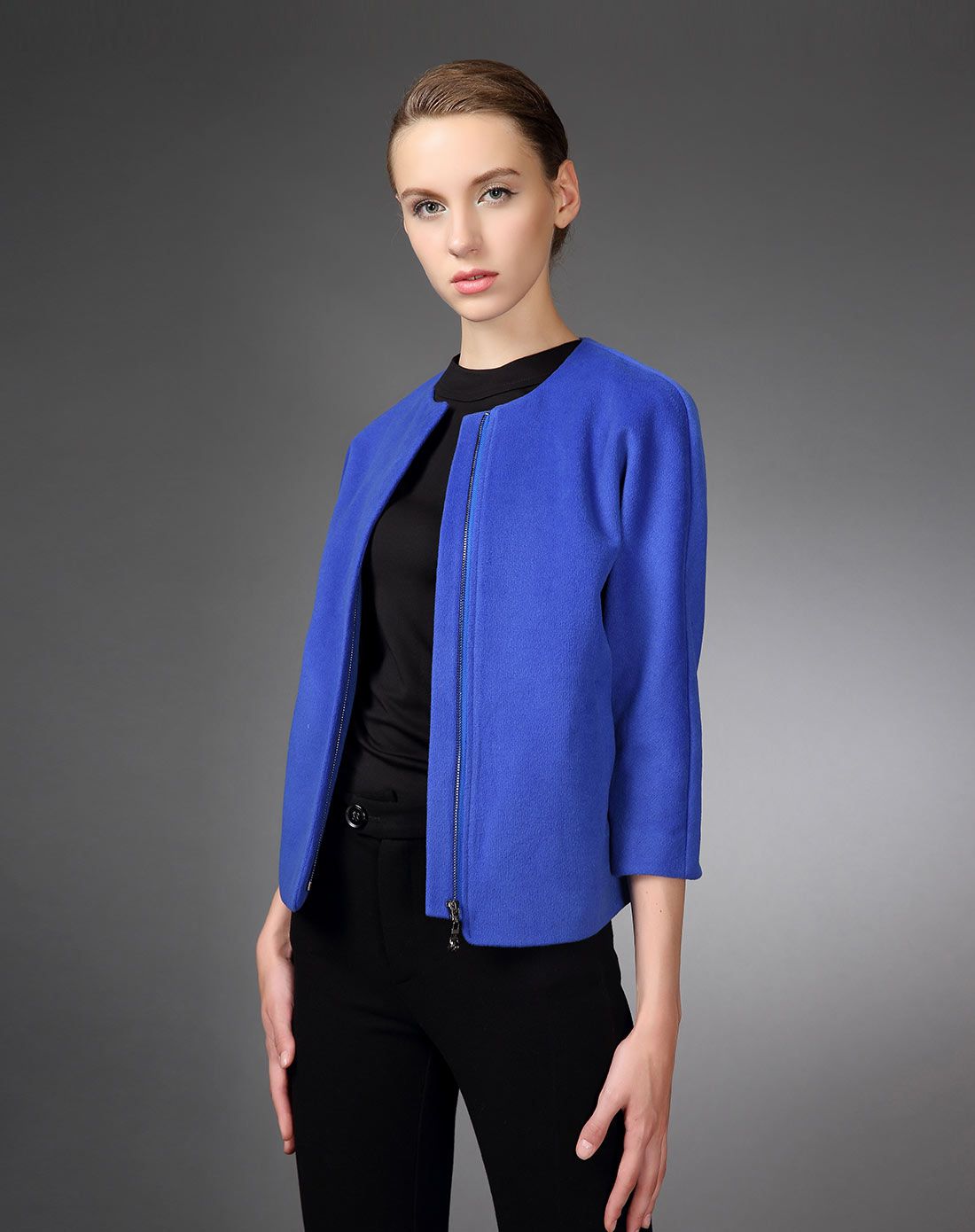 圆领斜插袋廓型短外套宝蓝色
