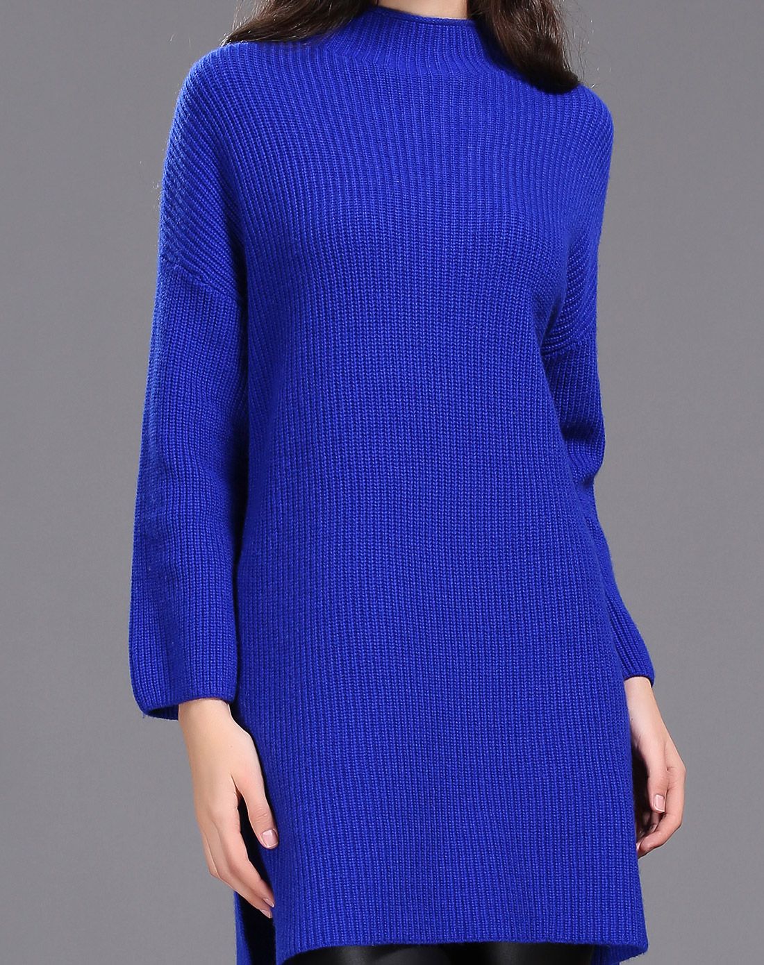 女款宝蓝半高领简约羊绒连衣裙