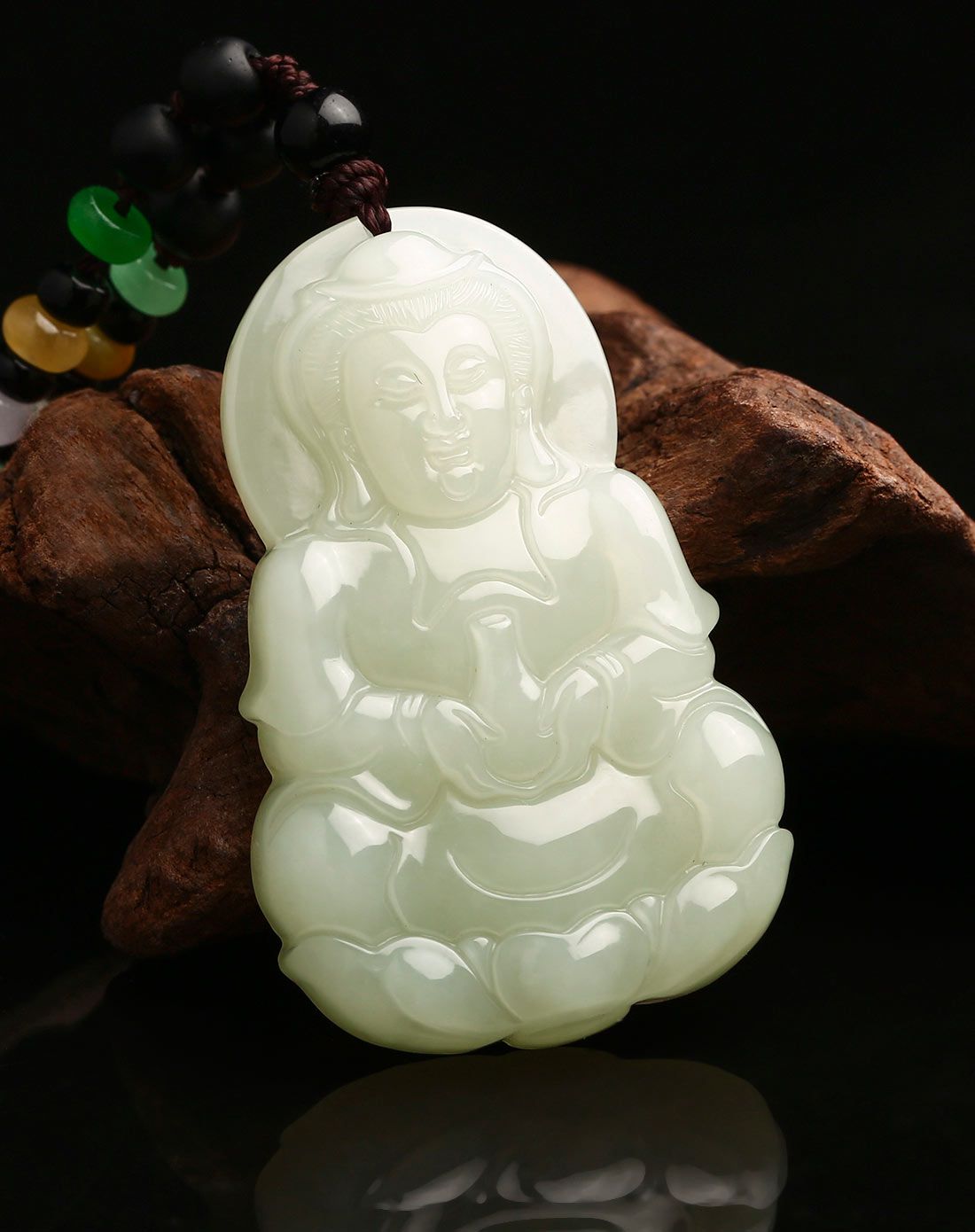 玛丽.温莎 和田白玉正装平安观音(附证书)