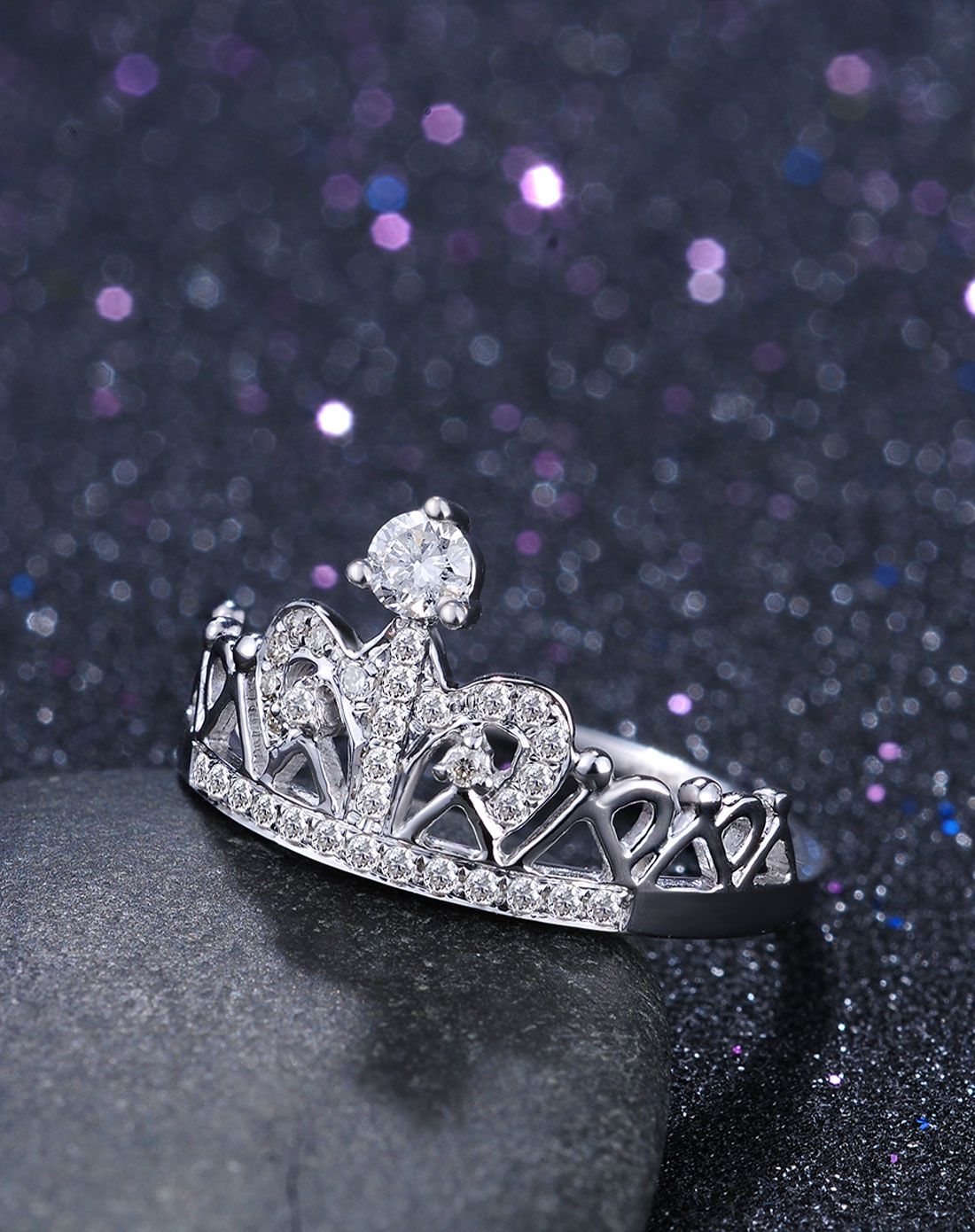 喜钻 女王皇冠18k金钻石戒指