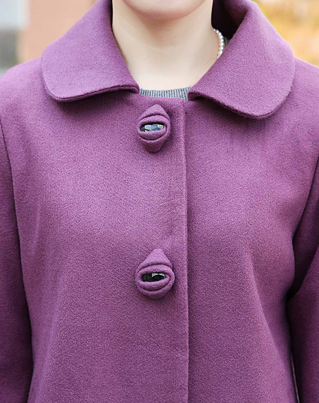 女款紫色优雅花型纽扣毛呢外套