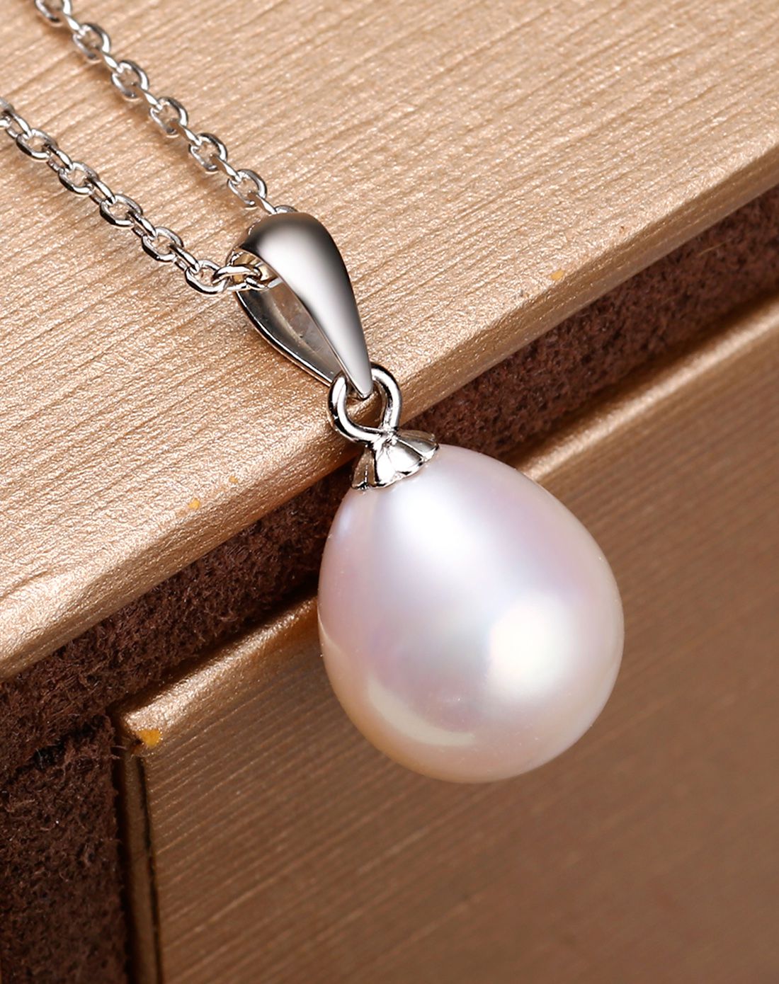 daimi黛米珍珠黛米 8-9mm水滴形淡水珍珠吊坠赠s925银链dmd201605093_