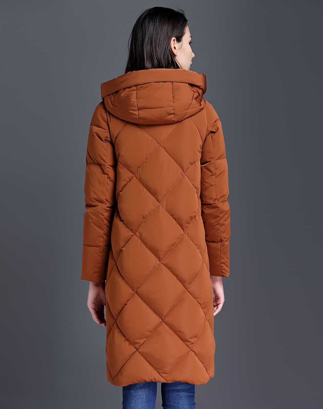 卡雷尔cerel vogue粉咖色带帽时尚休闲大菱格羽绒服2f340044800014