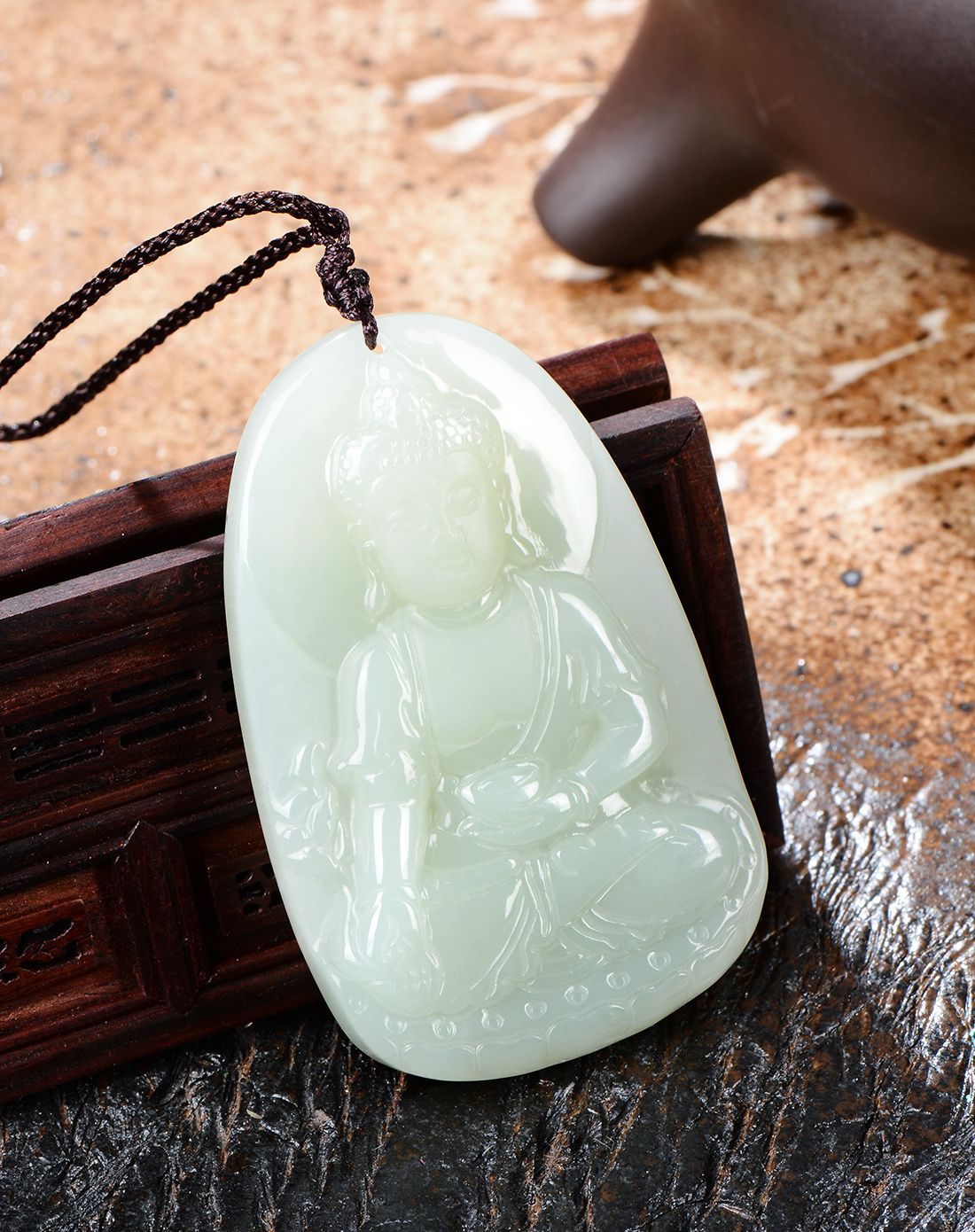 伊戴娇 和田白玉释迦牟尼佛挂件