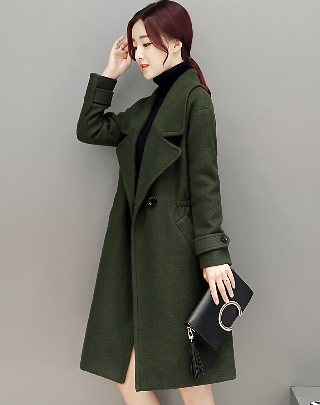 冬装中长款呢料大衣军绿色