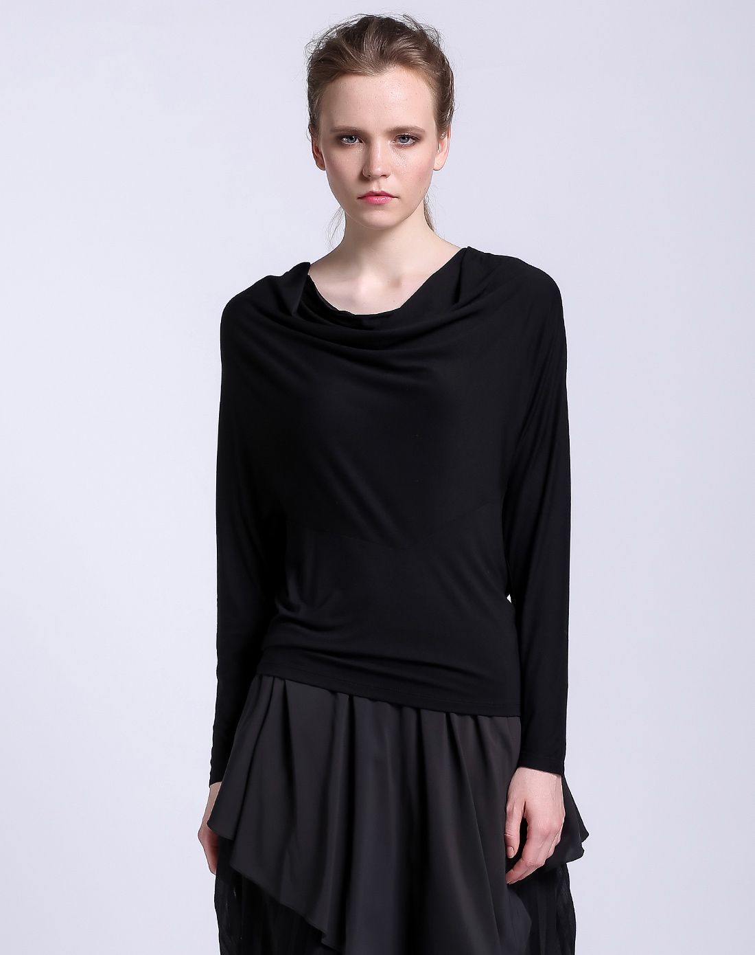 罗马领气质上衣黑色