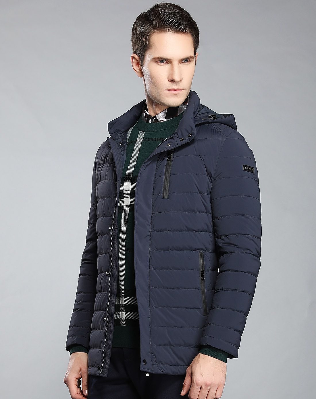 澳伦61多兰aolun duolan柔软舒适拉链口袋可拆帽时尚羽绒服6dyr376