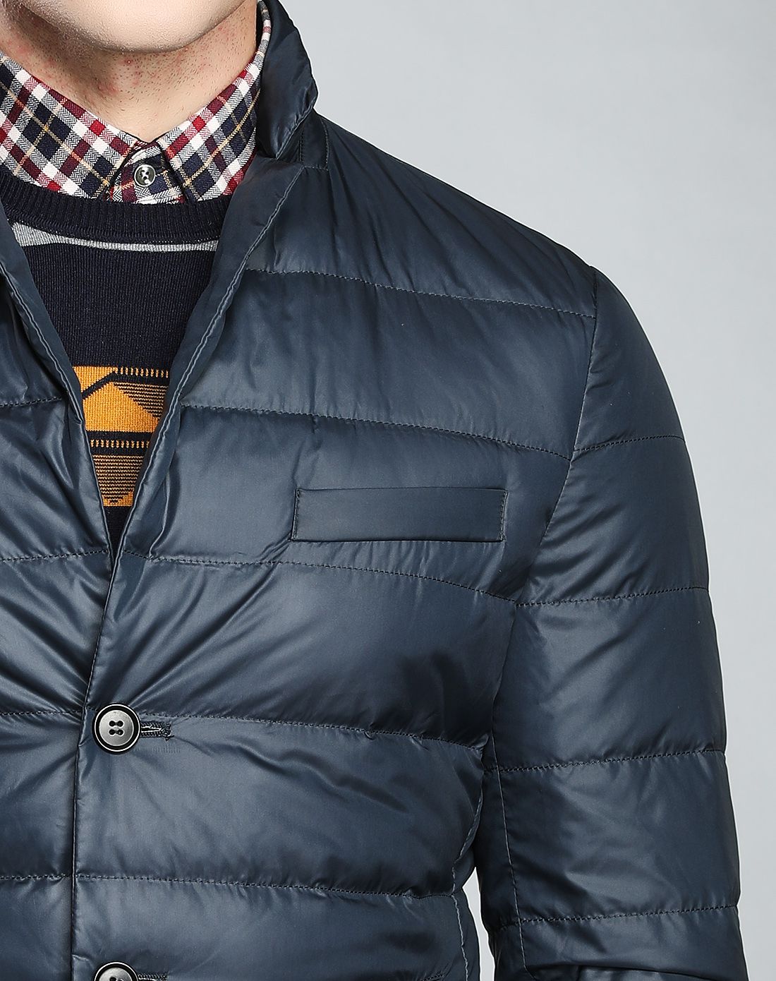 澳伦61多兰aolun duolan横压线立领纽扣商务时尚羽绒服4945-160