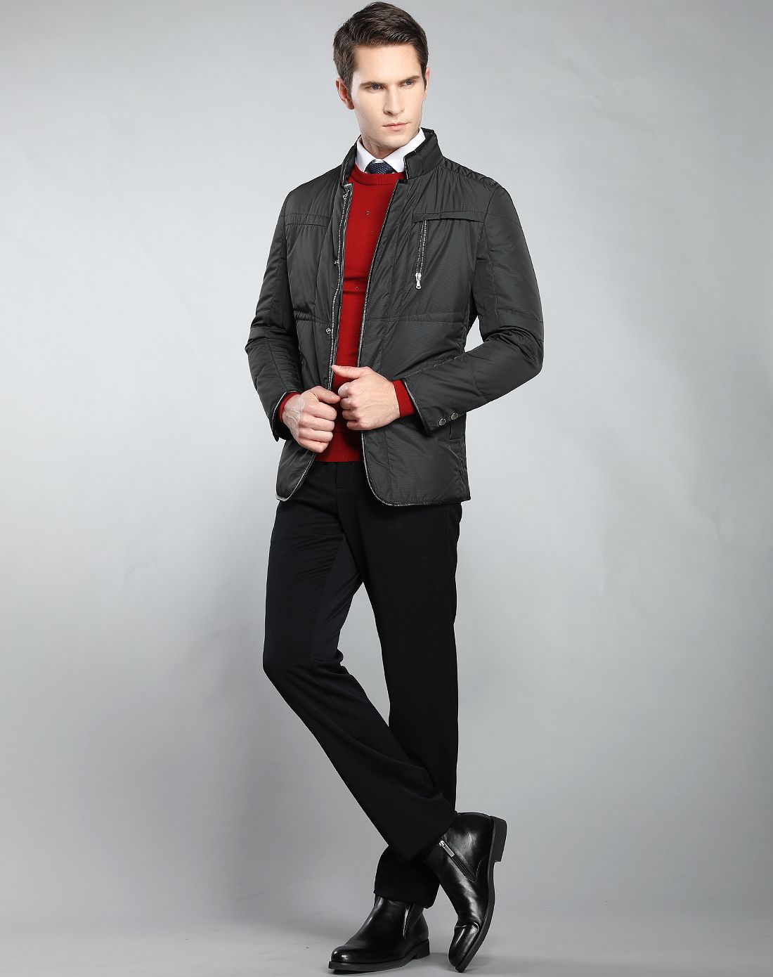 澳伦61多兰aolun duolan立领拼料包边简约保暖白鸭绒羽绒服81526065