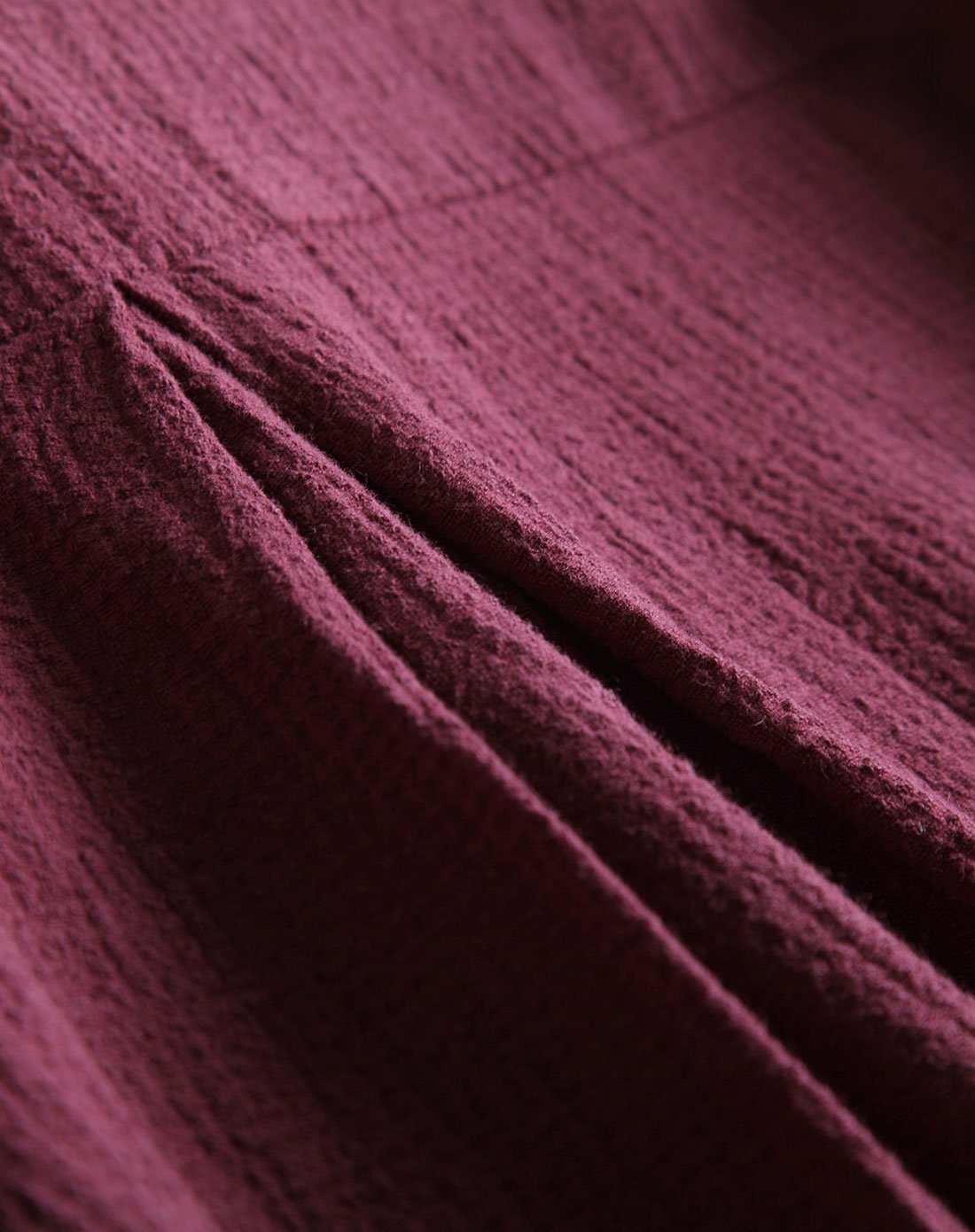 女装春季小立领连衣裙酱紫红