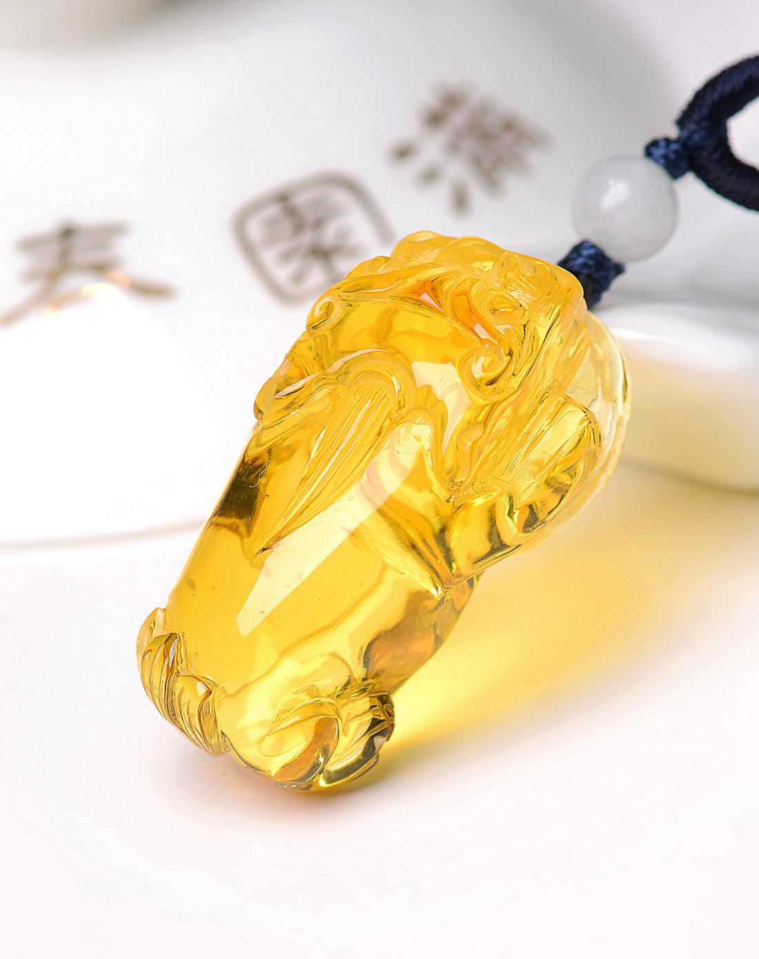 天然金黄色金珀貔貅吊坠/琥珀挂件/琥珀吊坠
