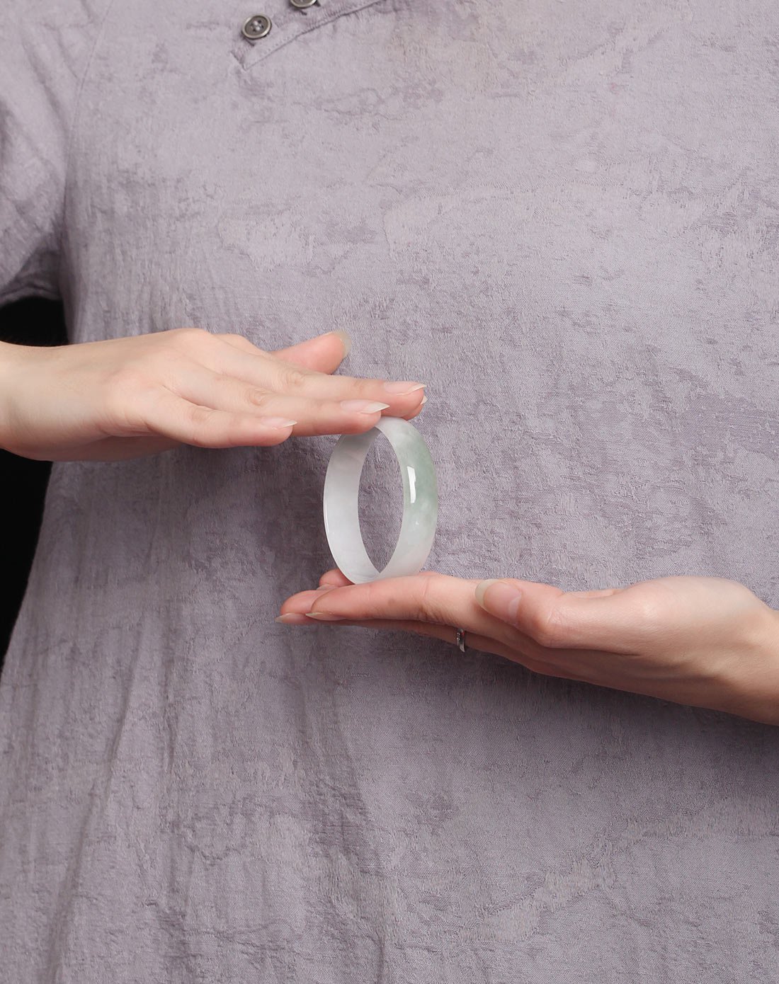 穗南 莹润瓜皮绿清新翡翠手镯多款可选25-26g