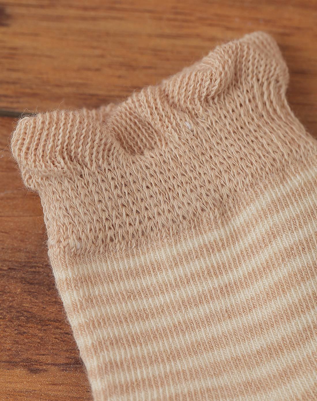 纱线袜子(2双1包)浅棕条