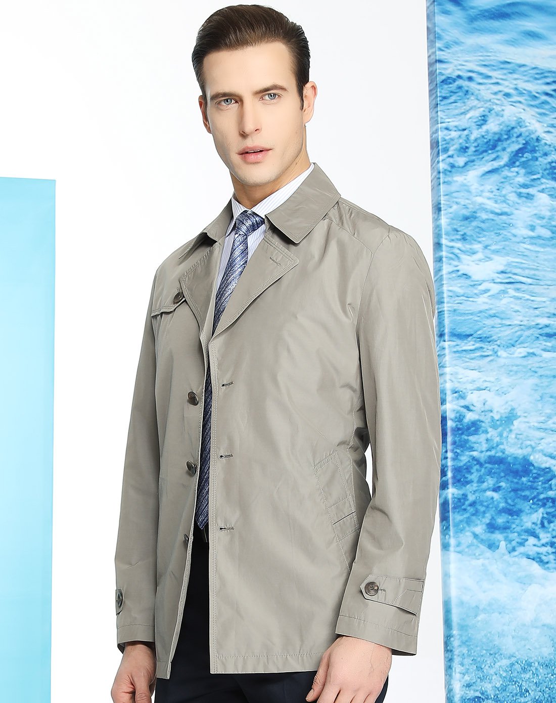 迪赛deicae男装专场 棉涤混纺纽扣翻领防风干练薄风衣 商品编码