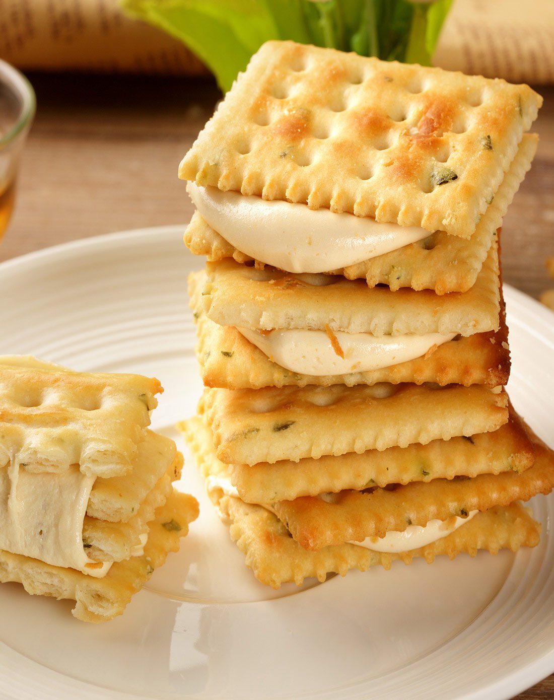 (2件起售)牛轧苏打夹心饼(香葱味)218g