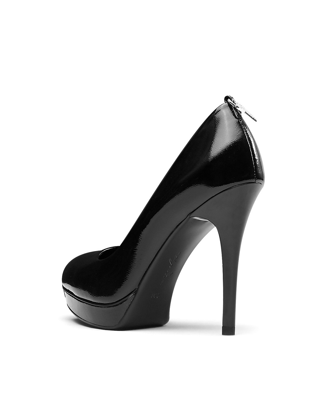 蹀愫新款水钻爱心锁扣胎牛漆皮高跟水台浅口单鞋专柜