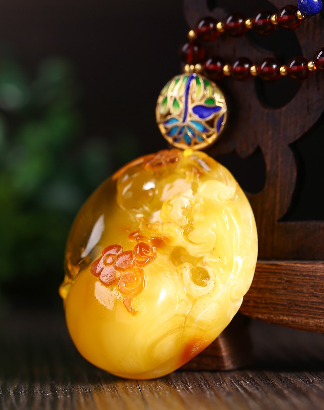 昊天 俏色精雕葫芦蜜蜡雕刻项链附证书