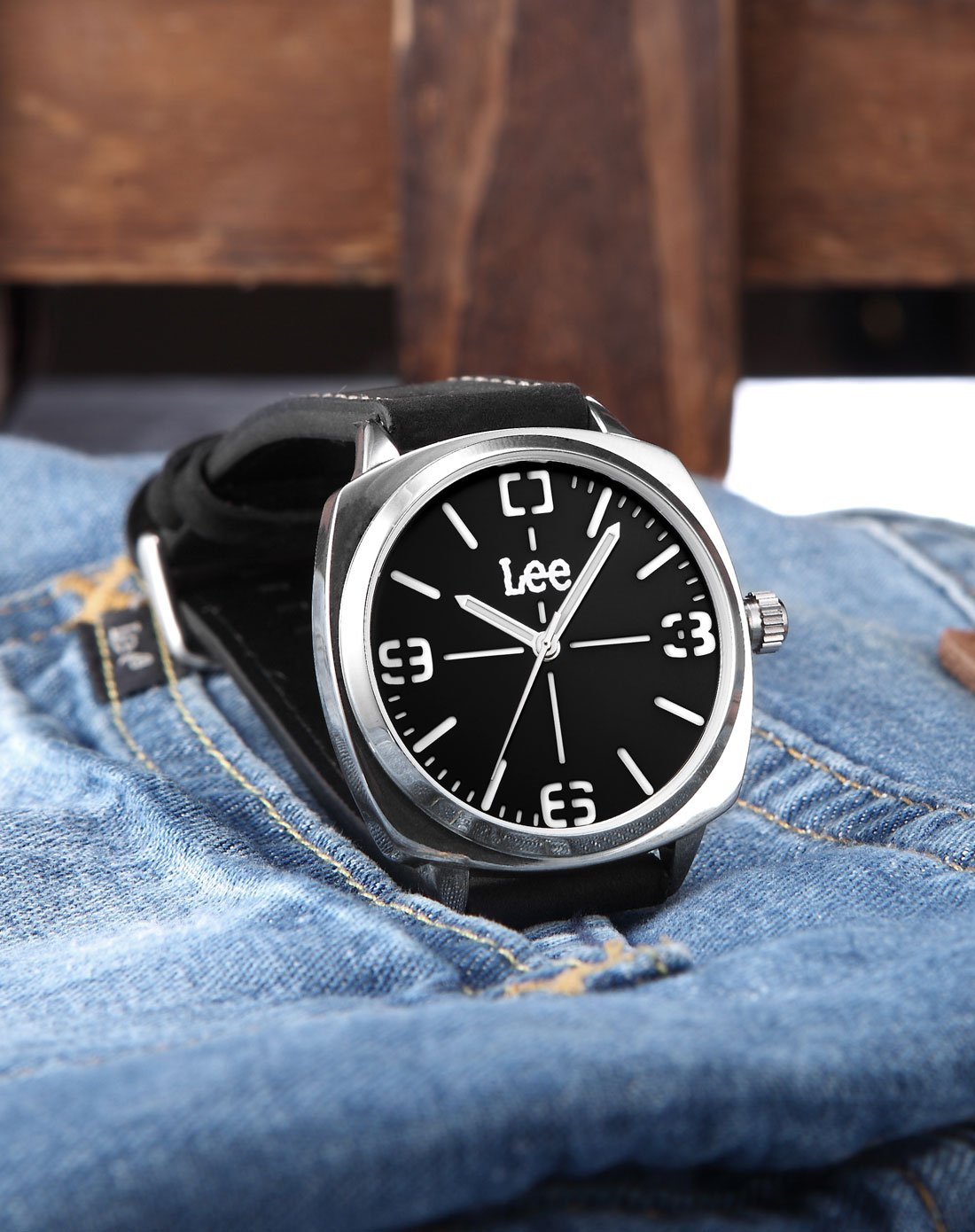 lee 【唯品专供】时尚简约防水男士石英表