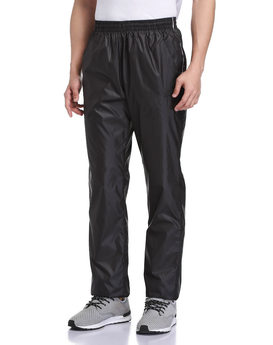 奇安达q-and男女鞋服运动专场柔软舒适男款梭织套装(裤)5141221430001