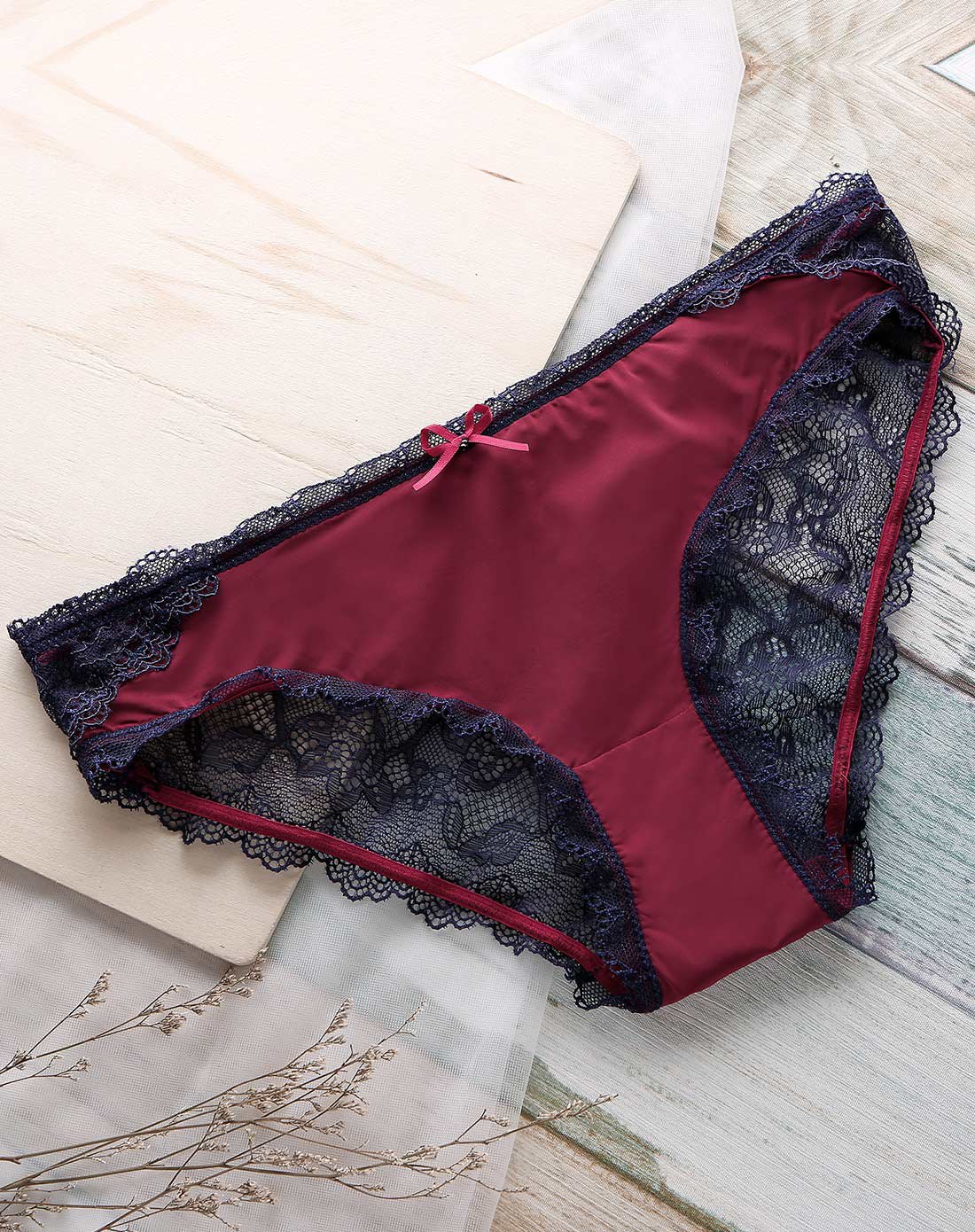 性感蕾丝日系低腰纯棉档三角内裤黑色