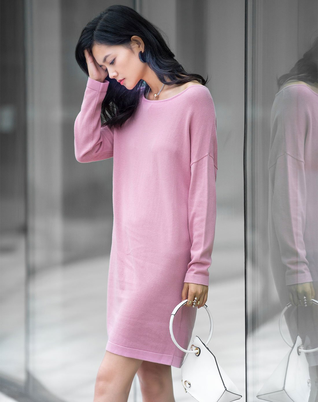 圆领落肩袖宽松长袖连衣裙黑色