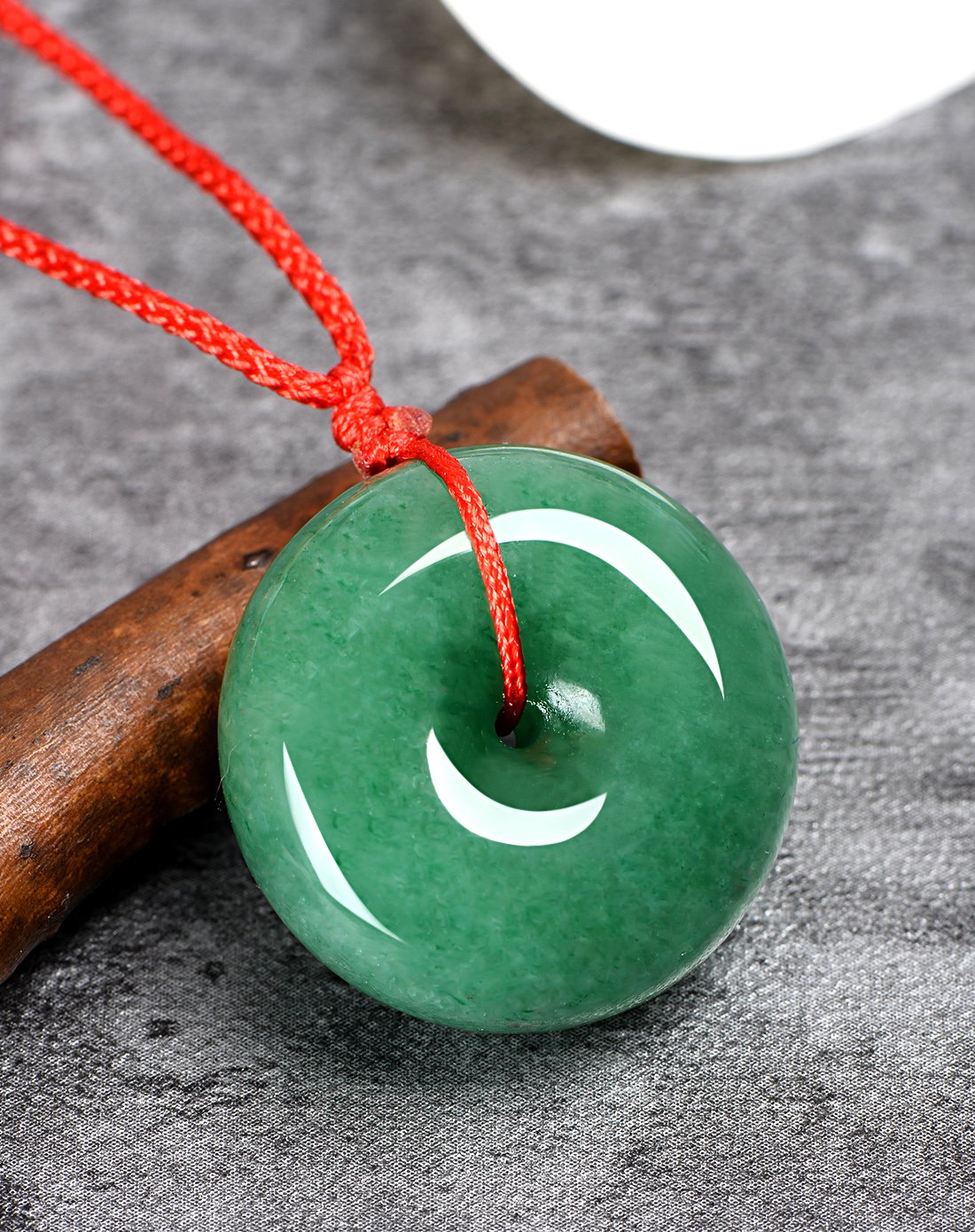 伊戴娇 精品东陵玉平安扣