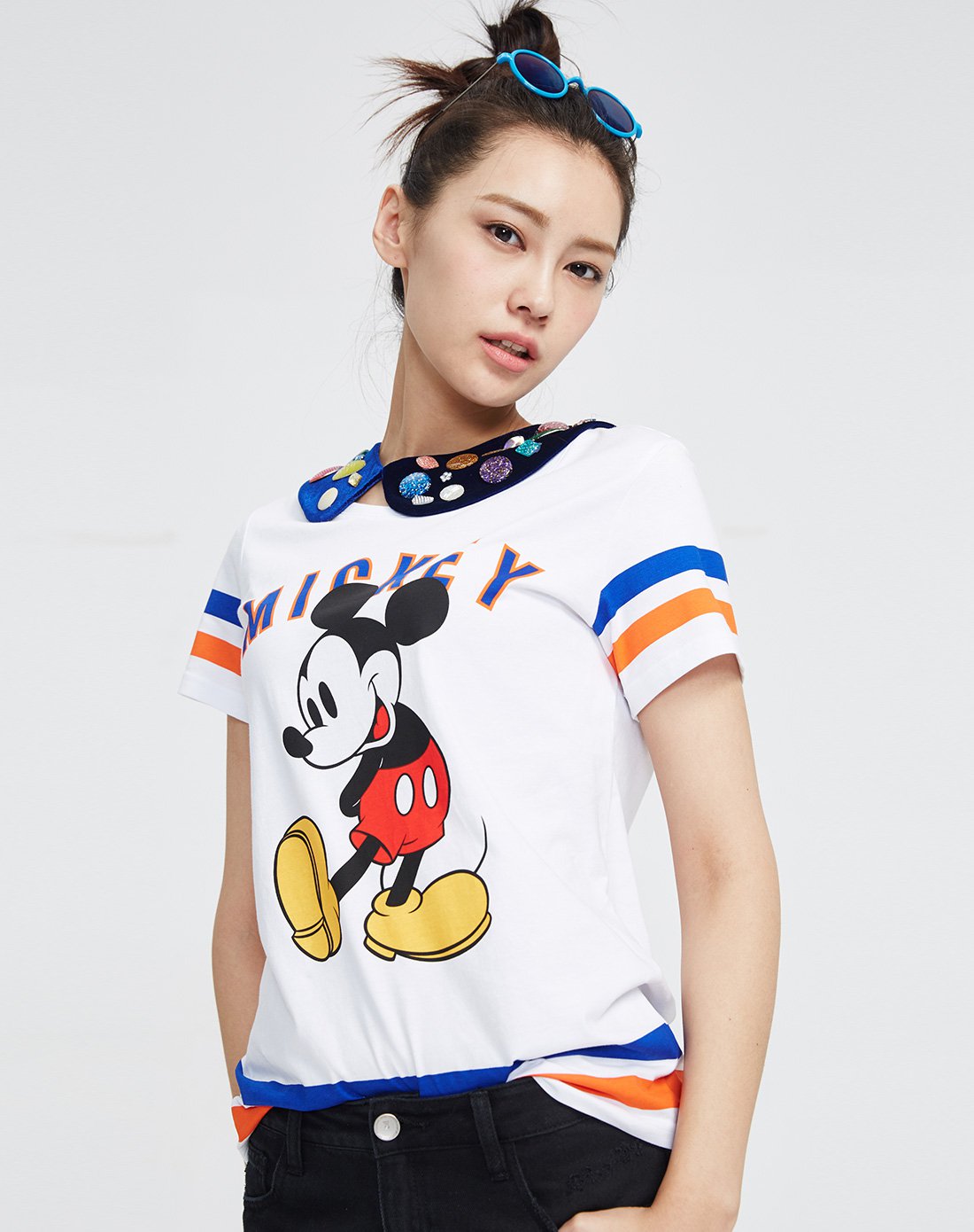 美特斯邦威女迪士尼数字米奇短袖恤
