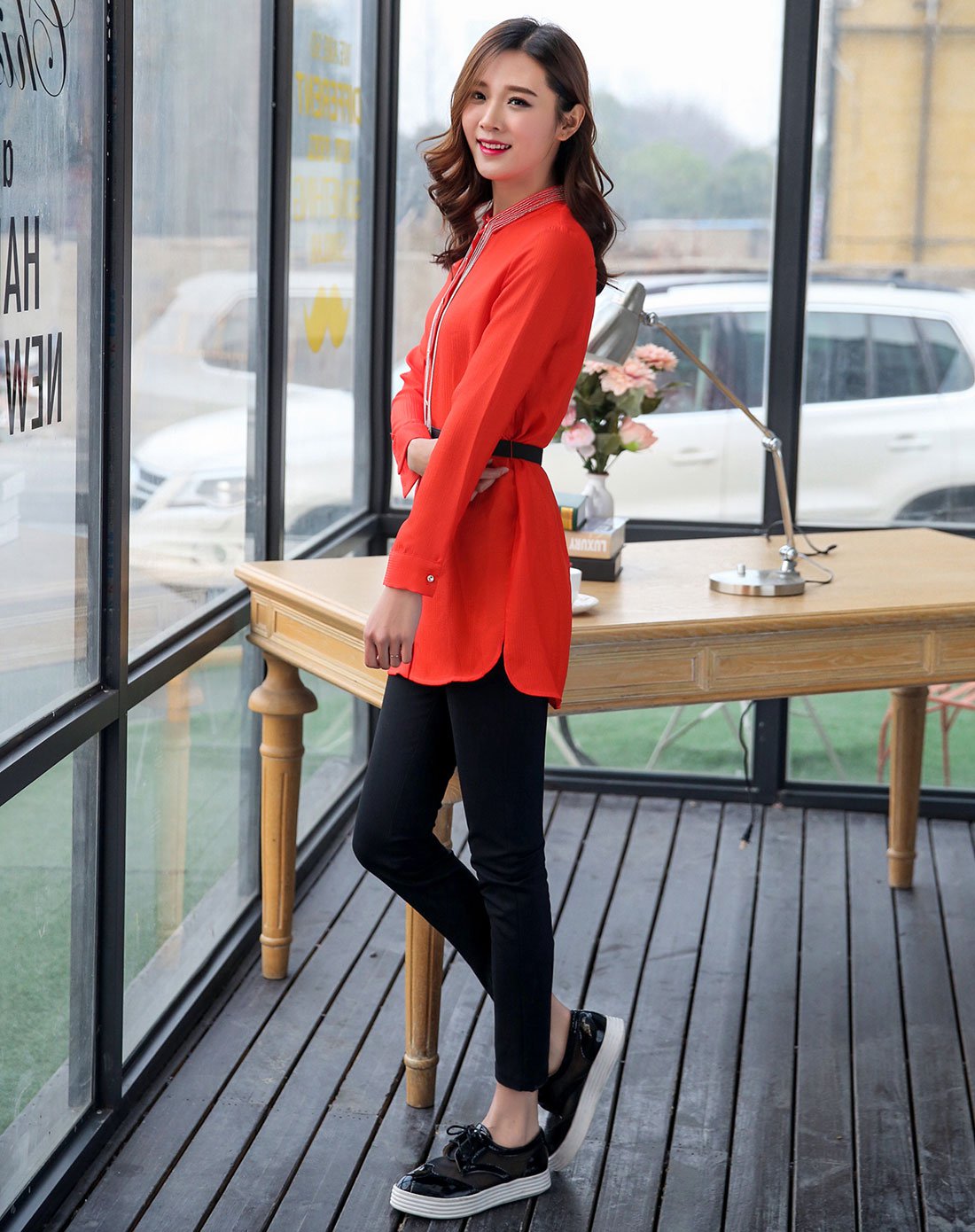 郁香菲女装专场 韩版修身衬衫中国红 商品编码:0453191n7 收藏商品 已