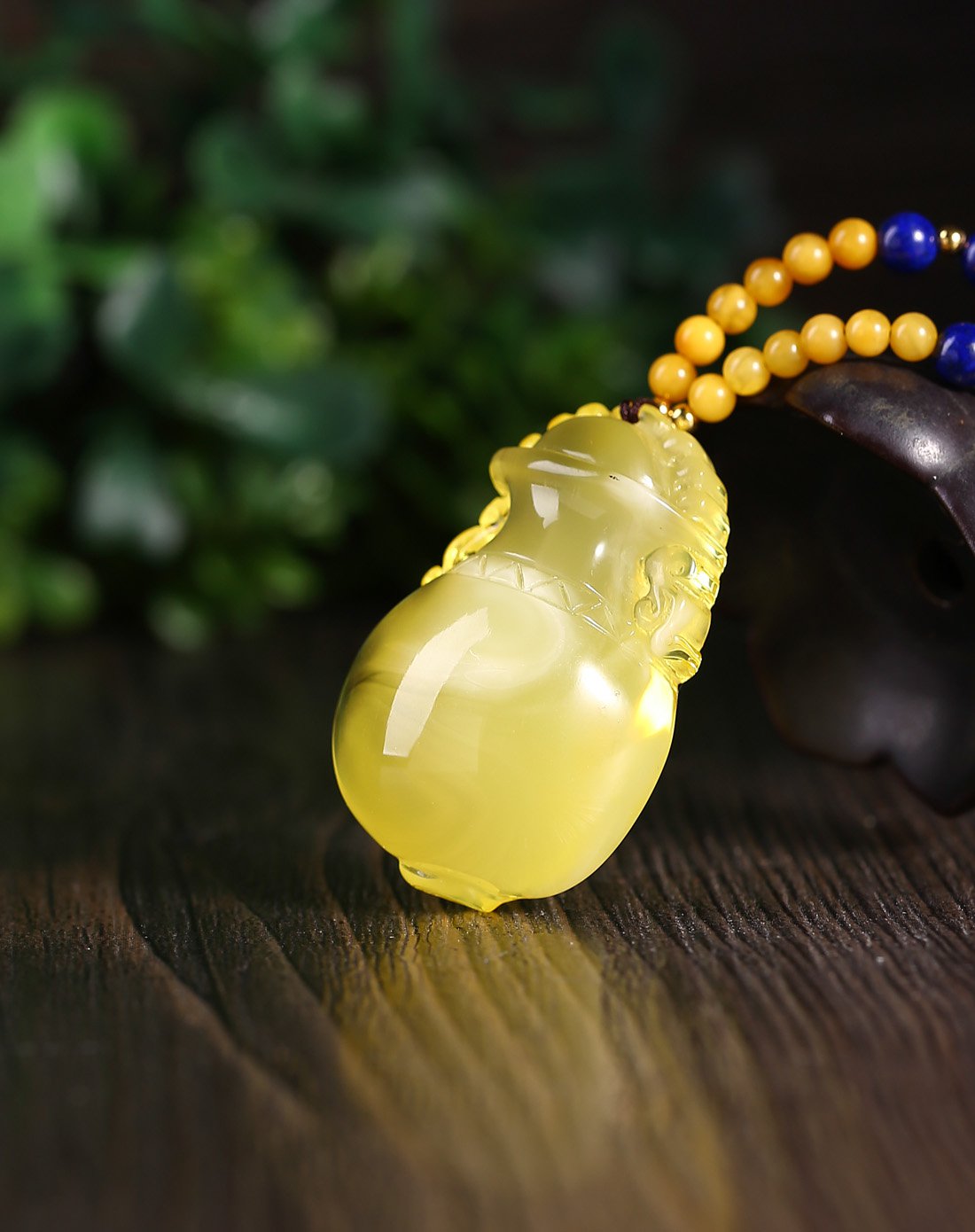 昊天 如意蜜蜡精品雕刻项链附证书