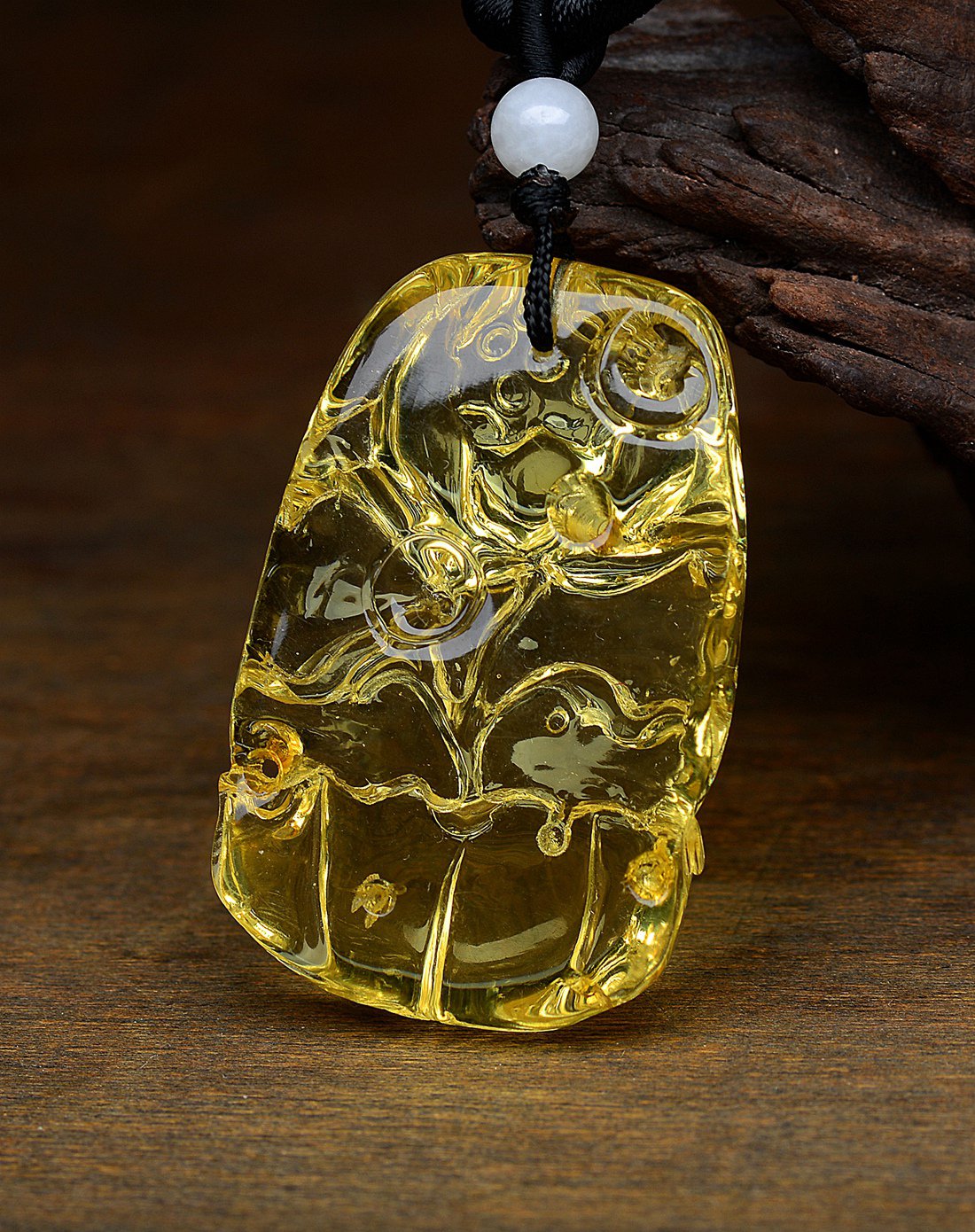 kimani 天然金黄色并蒂同心金珀吊坠如图