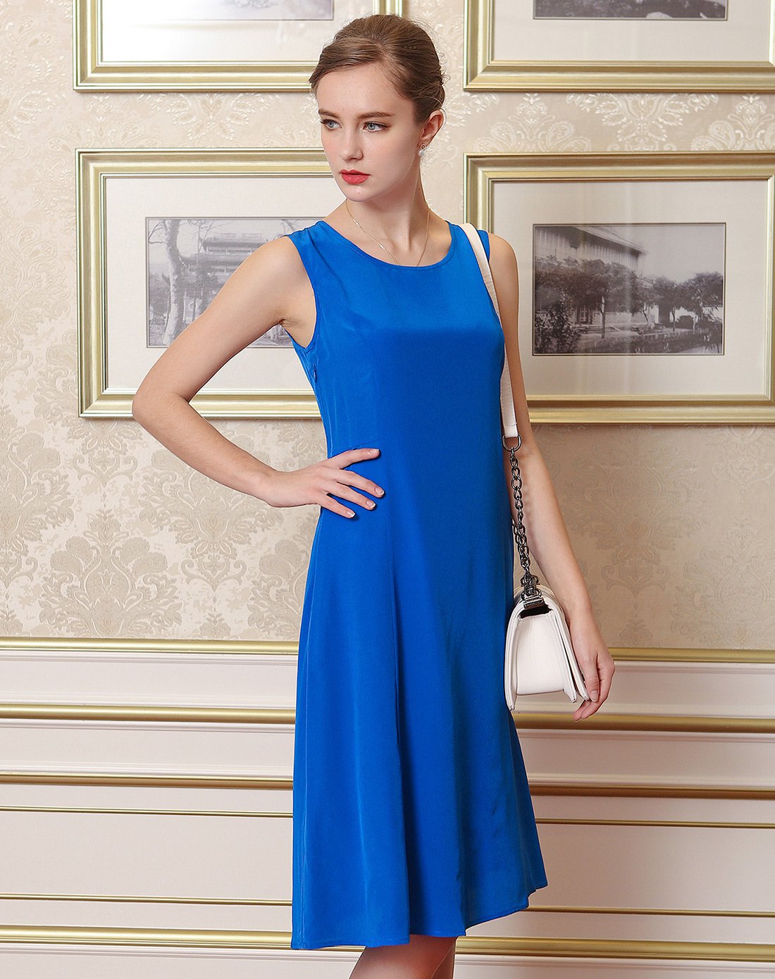 纯蓝色圆领无袖高腰a字真丝连衣裙
