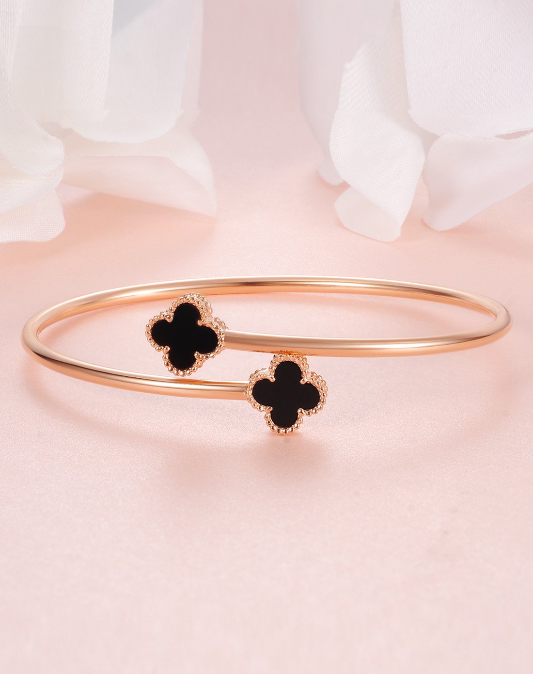 喜钻 新品18k金玛瑙手镯