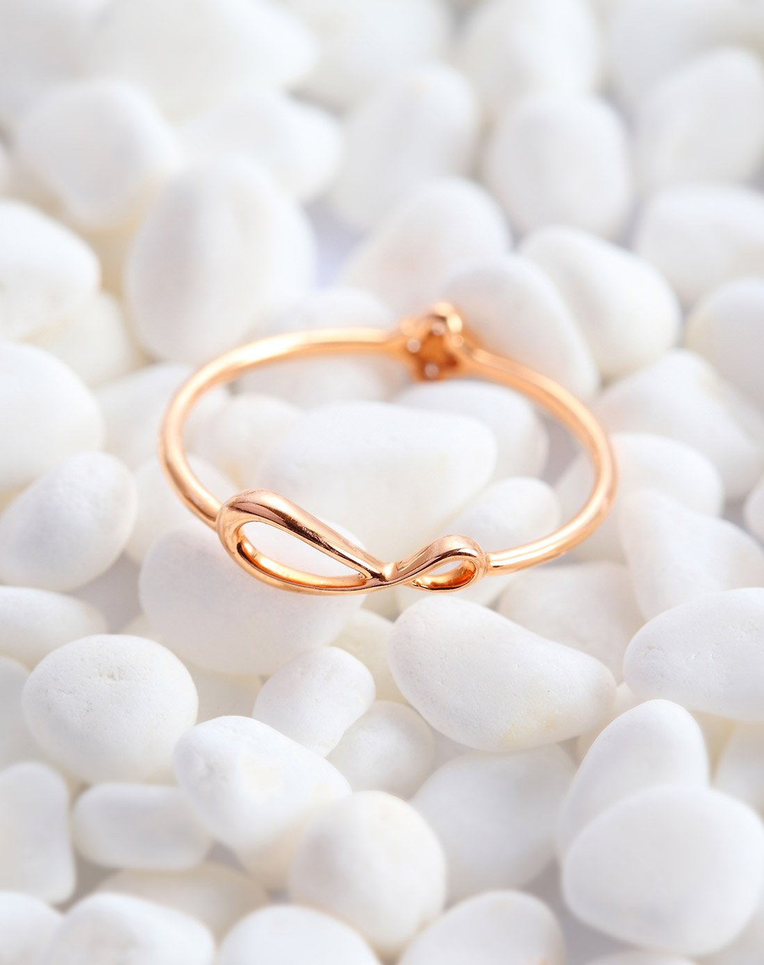 曼卡龙【双面伊人】18k镶嵌钻石戒指