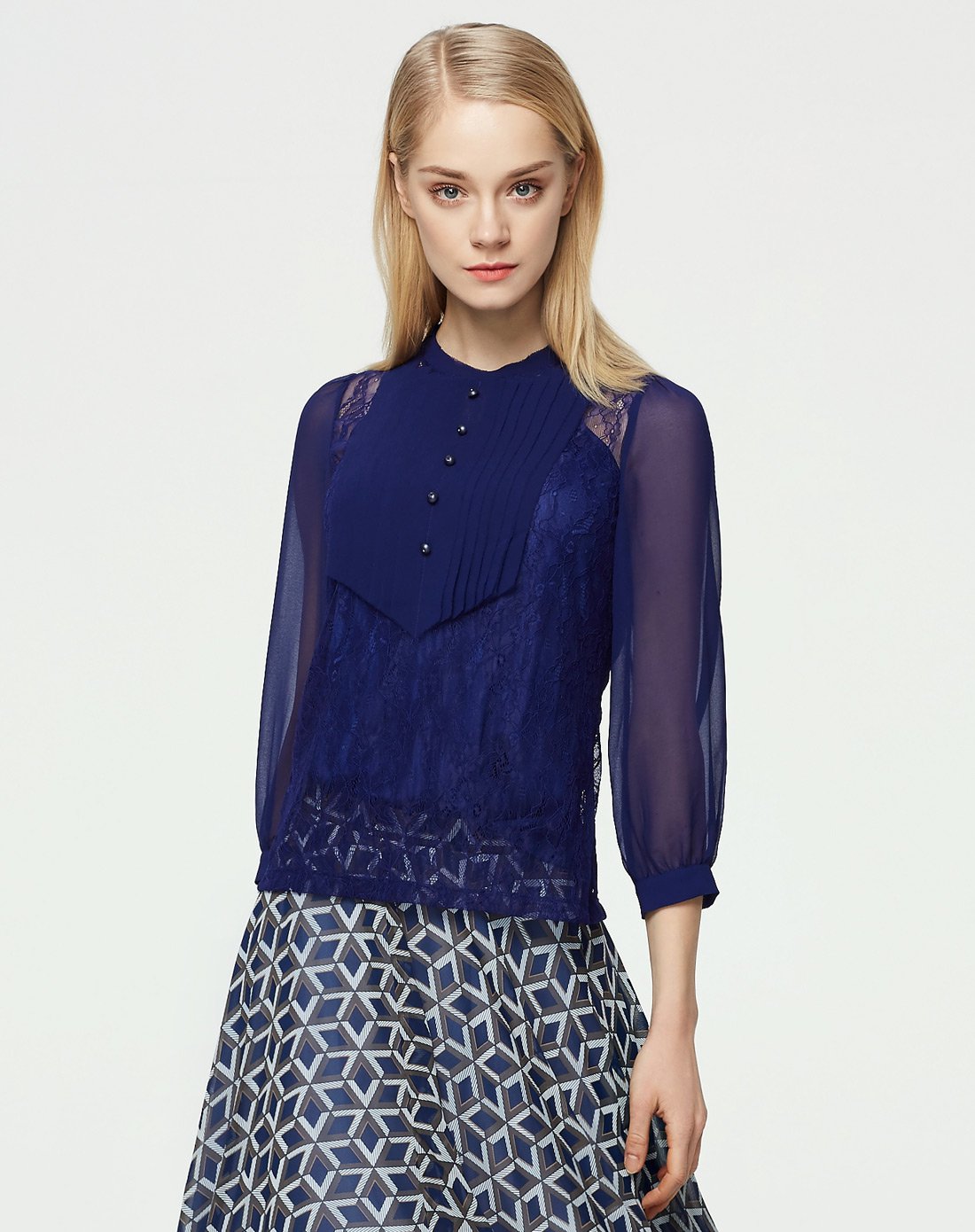 奥菲曼ofiman女款圆领套头蕾丝气质两件套上衣深蓝色a9-s6146-2tt