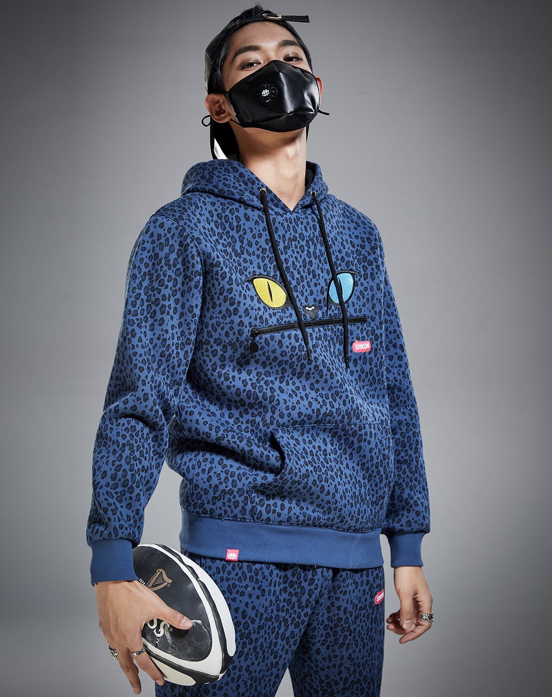 原创潮牌 男款豹纹时尚带帽卫衣蓝色