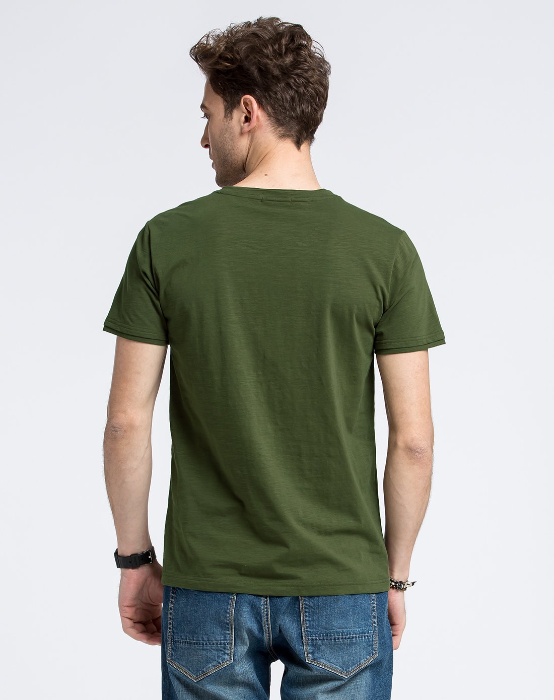 2017新品 简约纯色修身 短袖t恤军绿