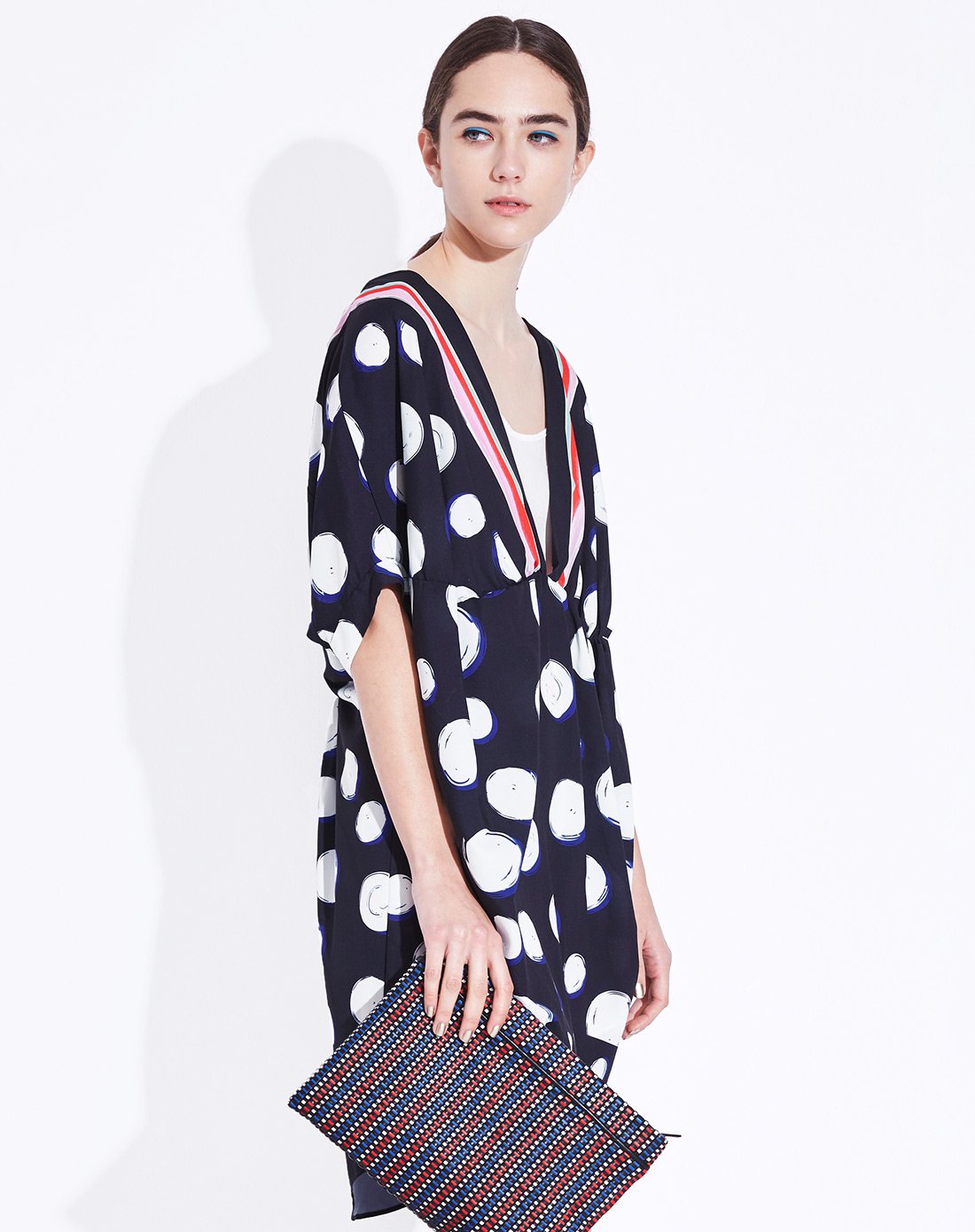 涤纶宽松印花连衣裙深蓝紫