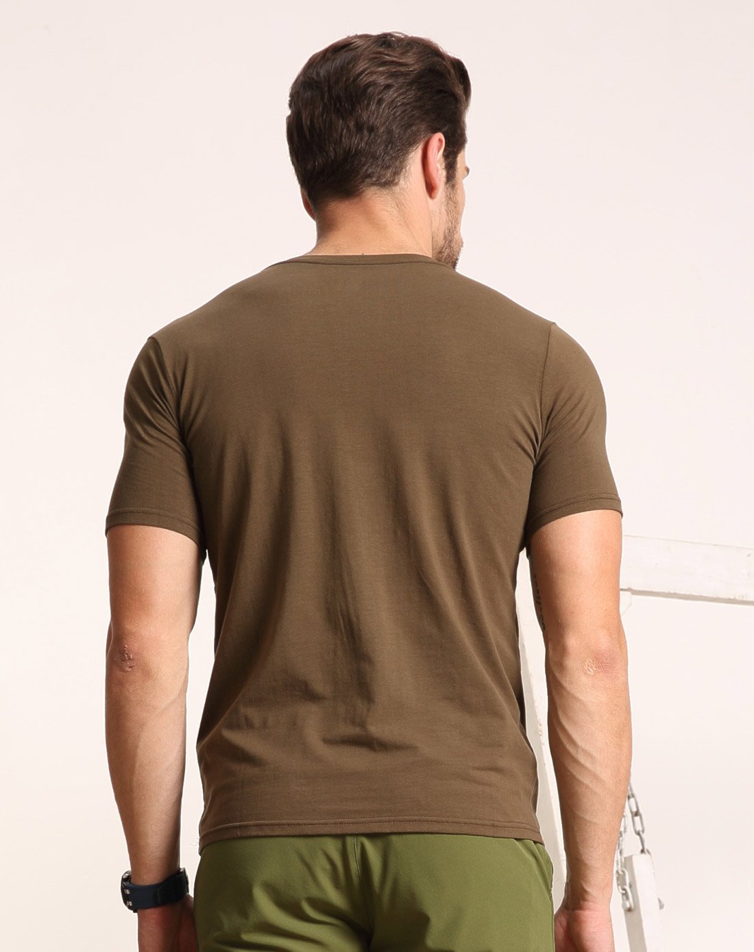 吸湿透气 男款短袖t恤衫橄榄绿