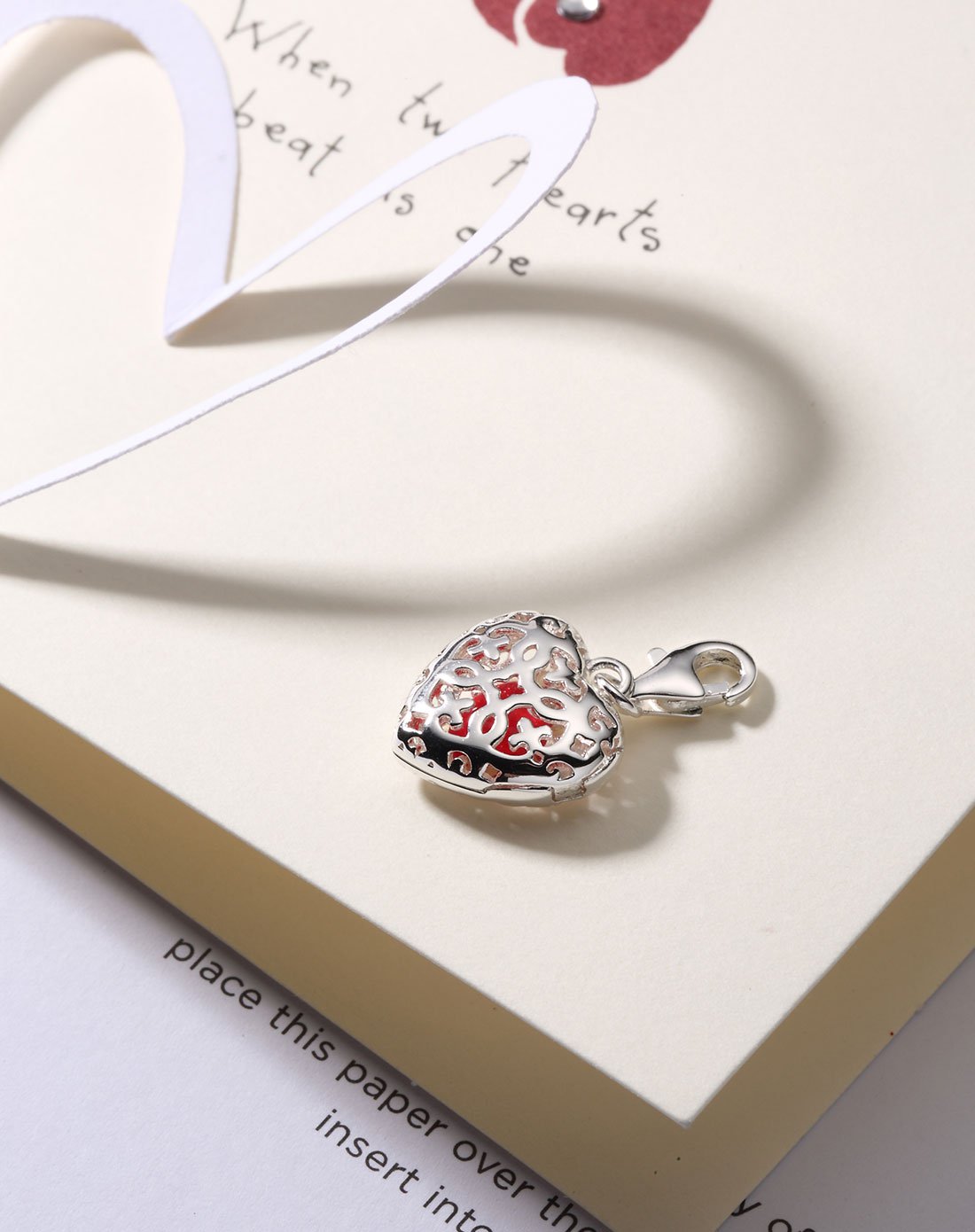 wonice love 立体镂空永驻我心吊饰