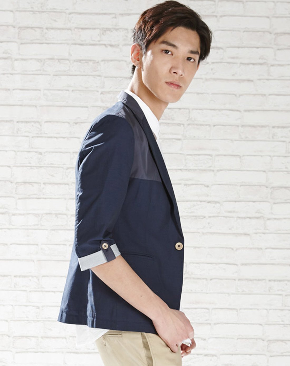 男七分袖西装鸢尾蓝黑