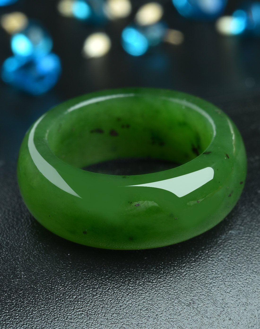 亿珍阁 天然菠菜绿和田碧玉指环戒指附证书