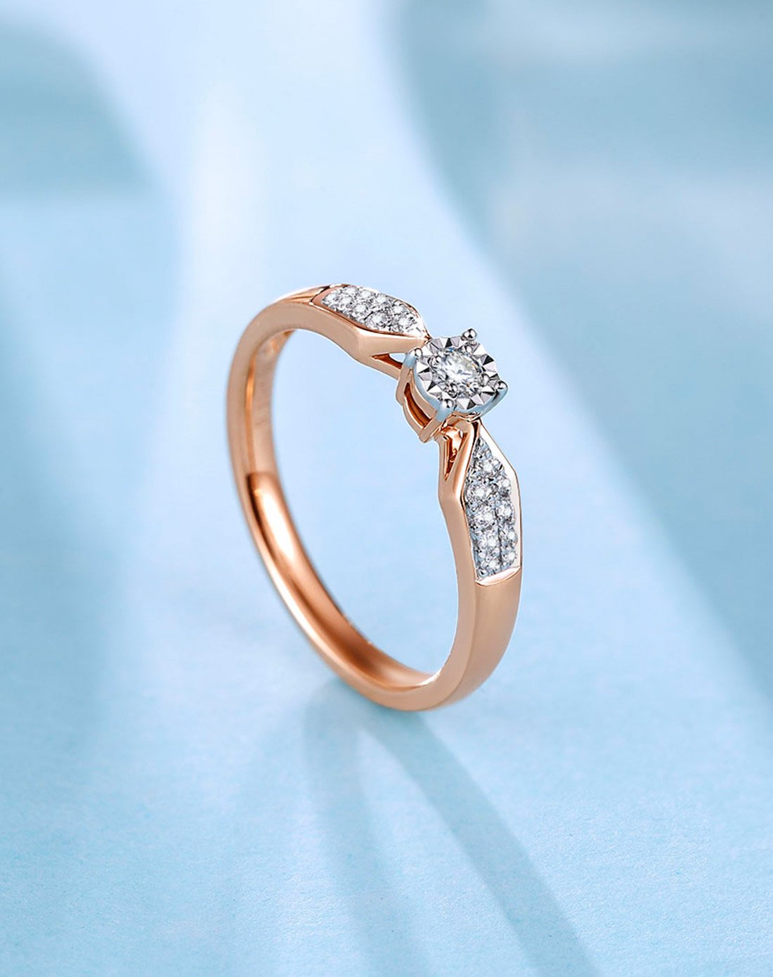 18k金钻石群镶优雅豪华戒指