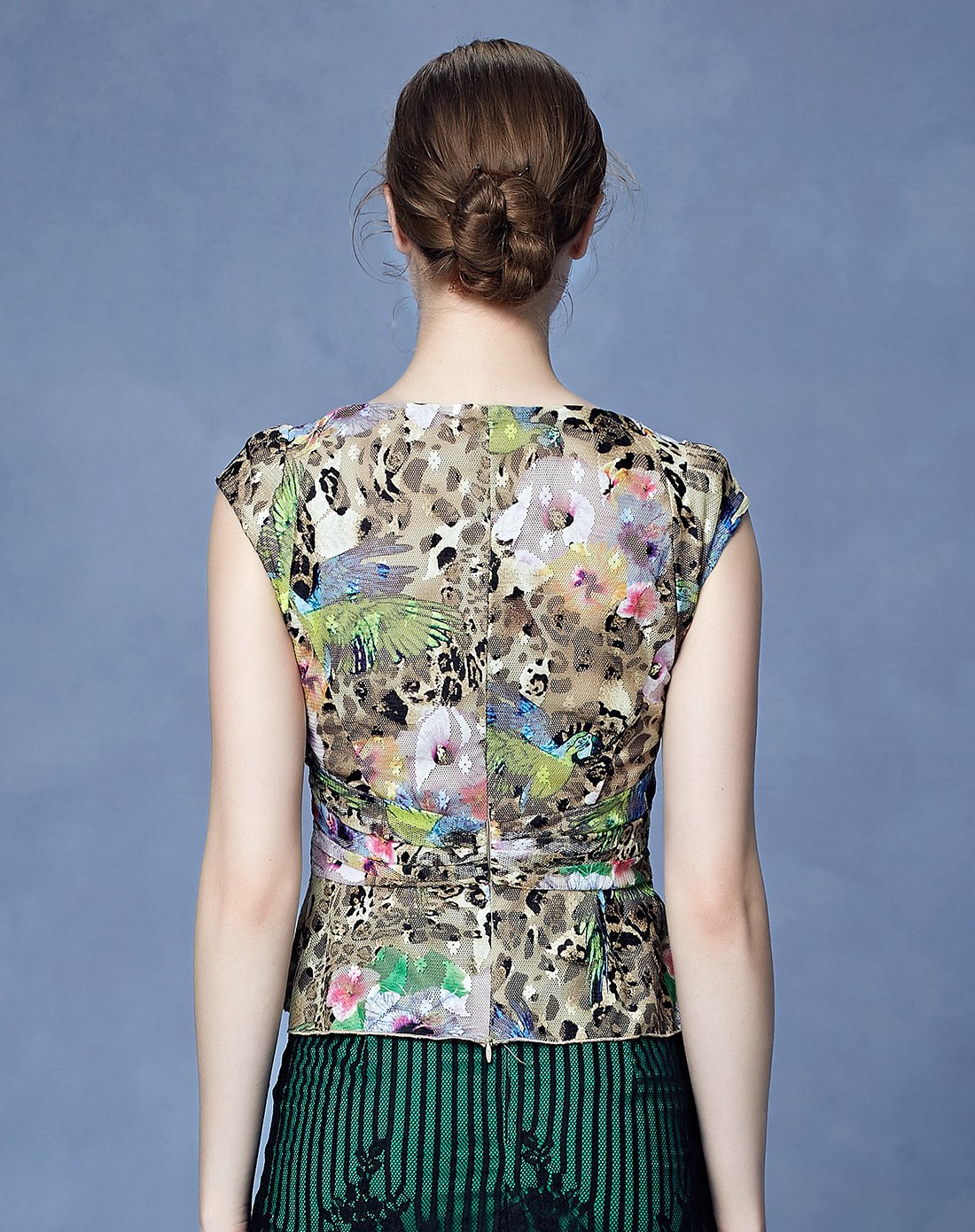 金豹七彩花鸟腰间上衣混色